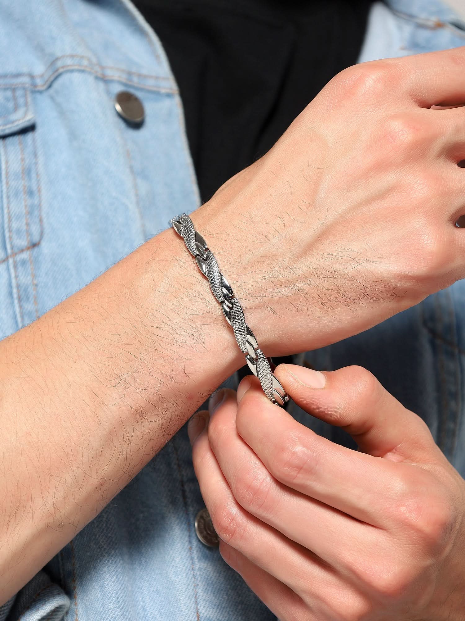 Loose Magnetic Bracelet (Silver)