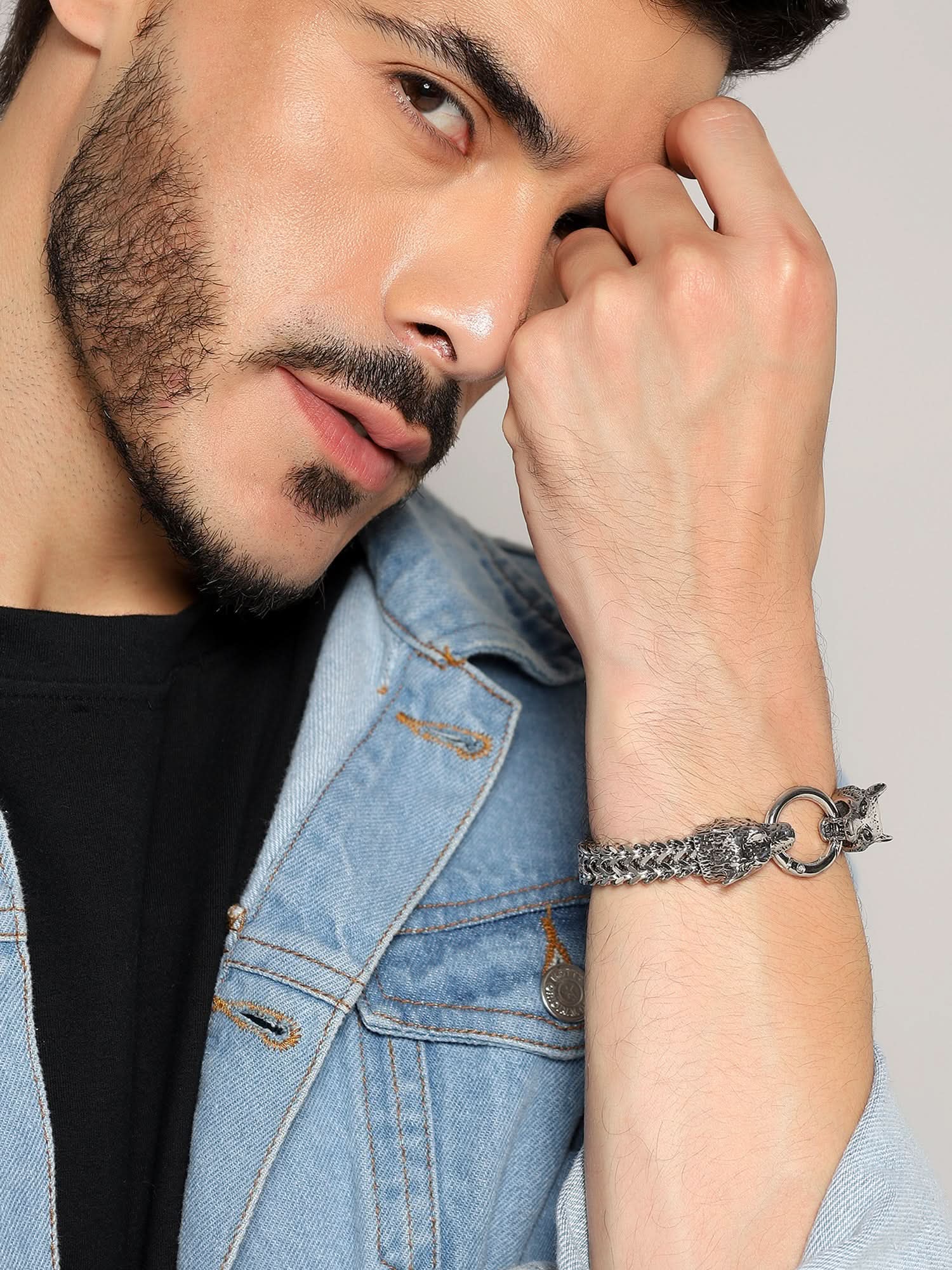 Viking Wolf Head Bracelet (Silver)