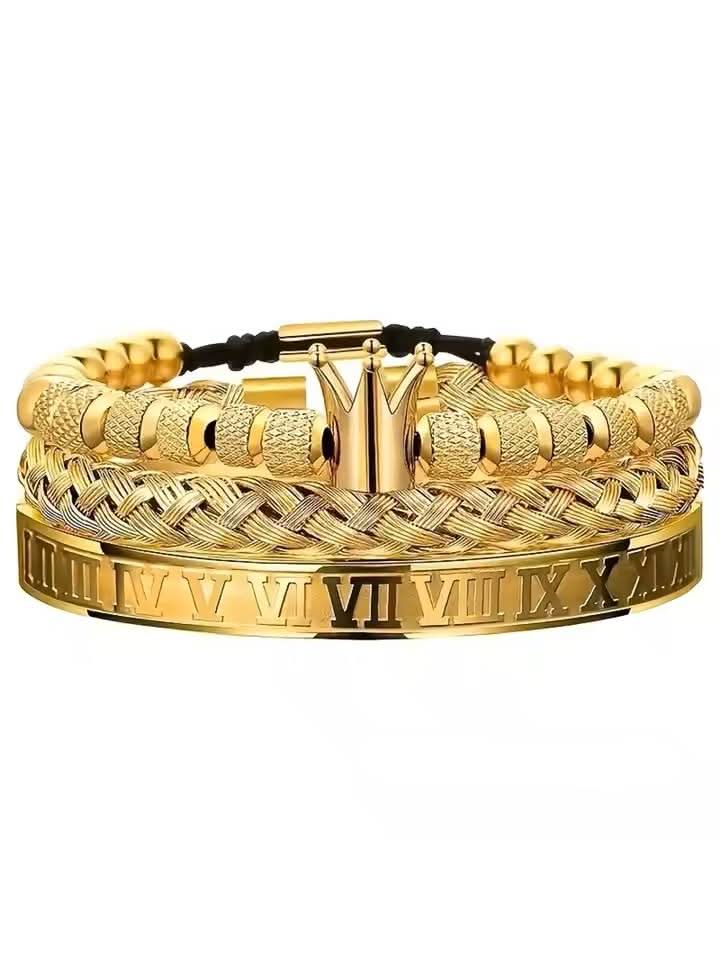 Crown Charm Roman Numerals Bracelet (Gold)