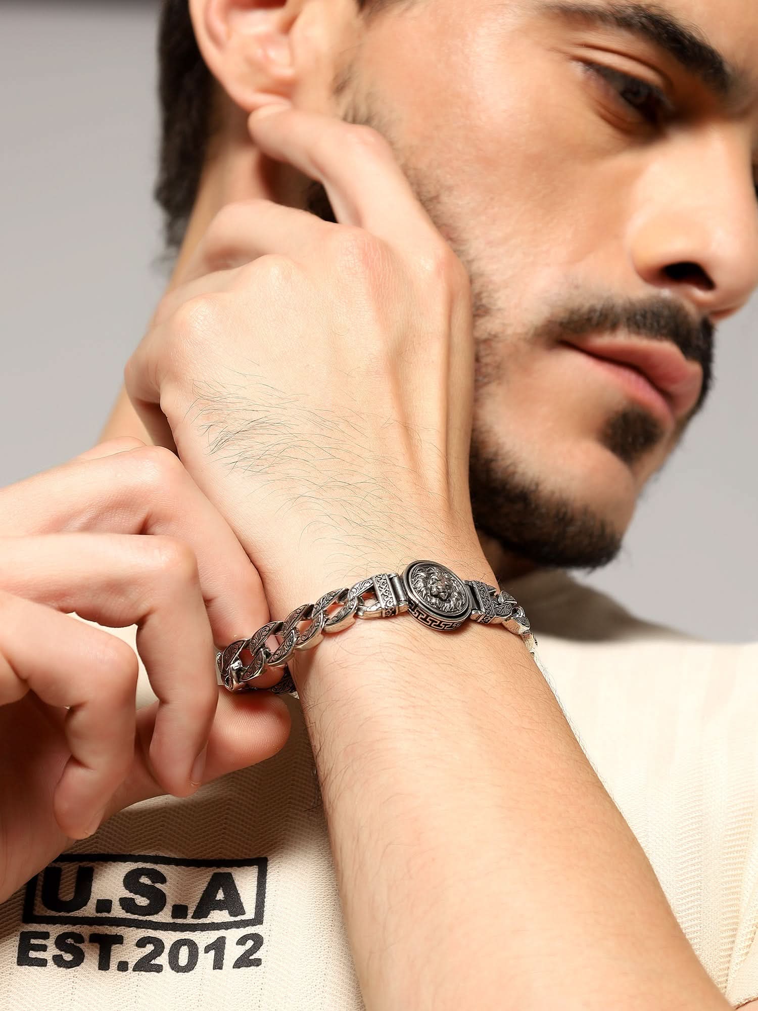 Rotating Forest King Lion Bracelet