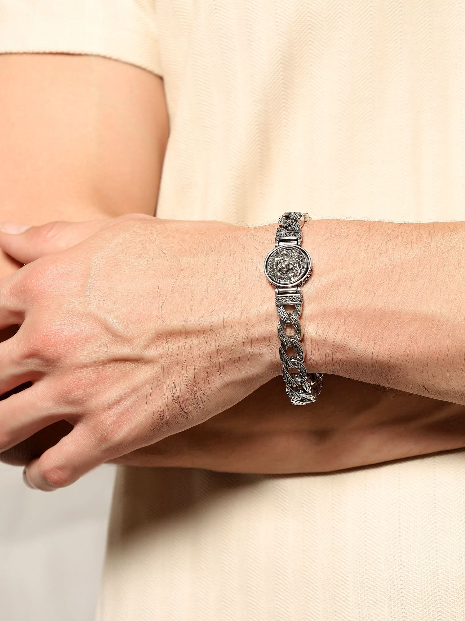 Rotating Forest King Lion Bracelet