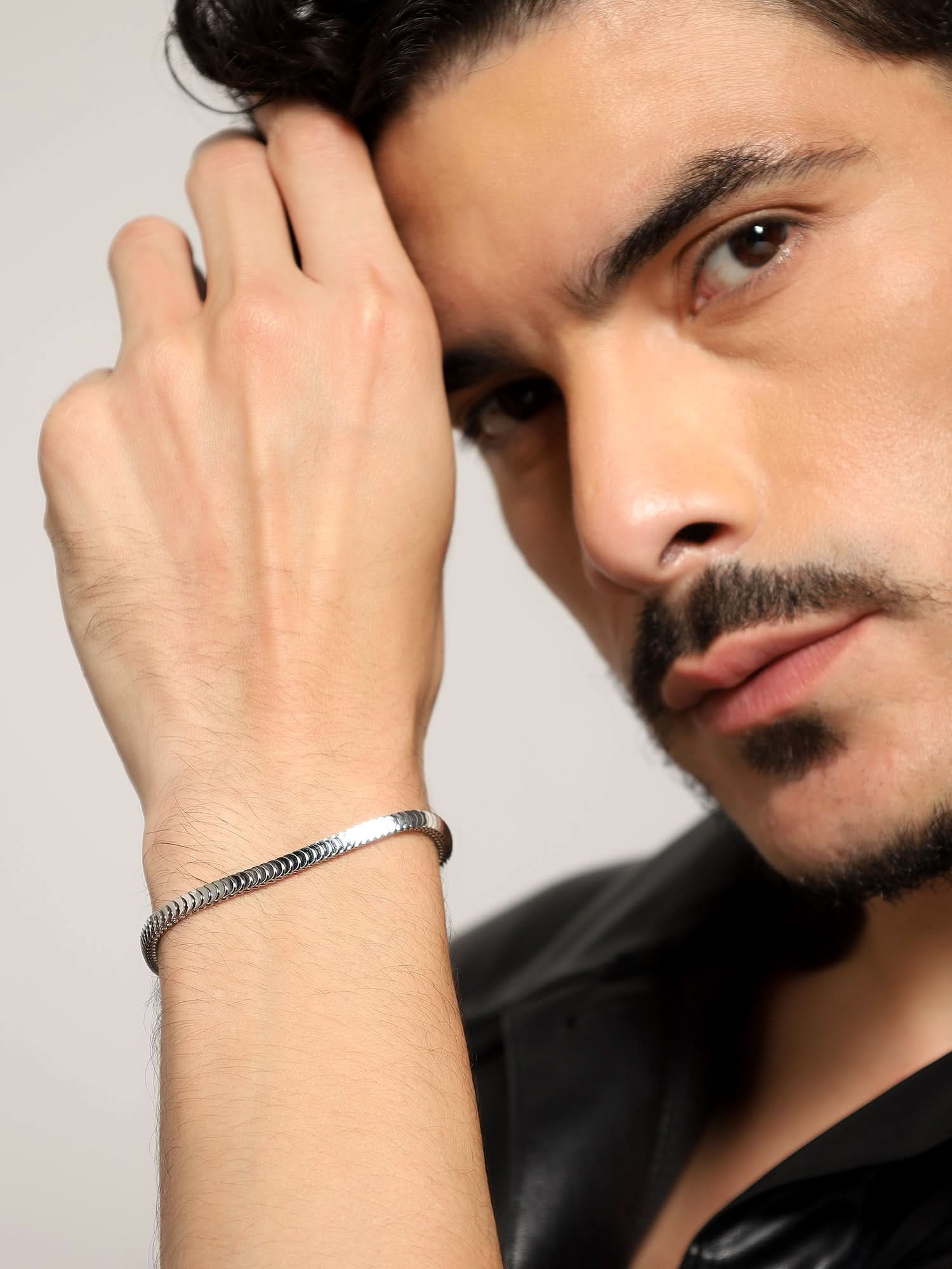 Multi Layer Design Sense Bracelet (Silver)