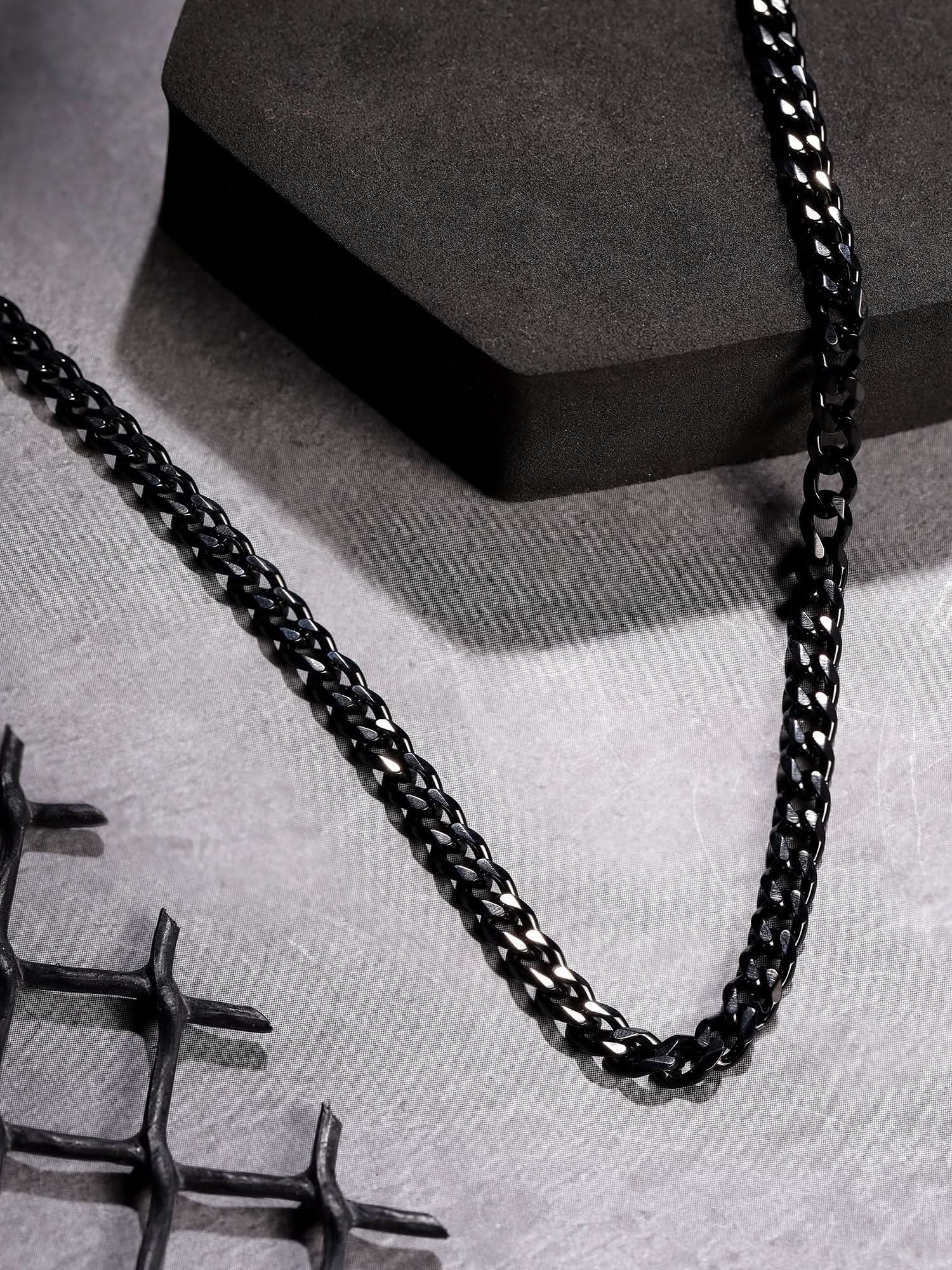 Four Sided Grinding Chain (Black)