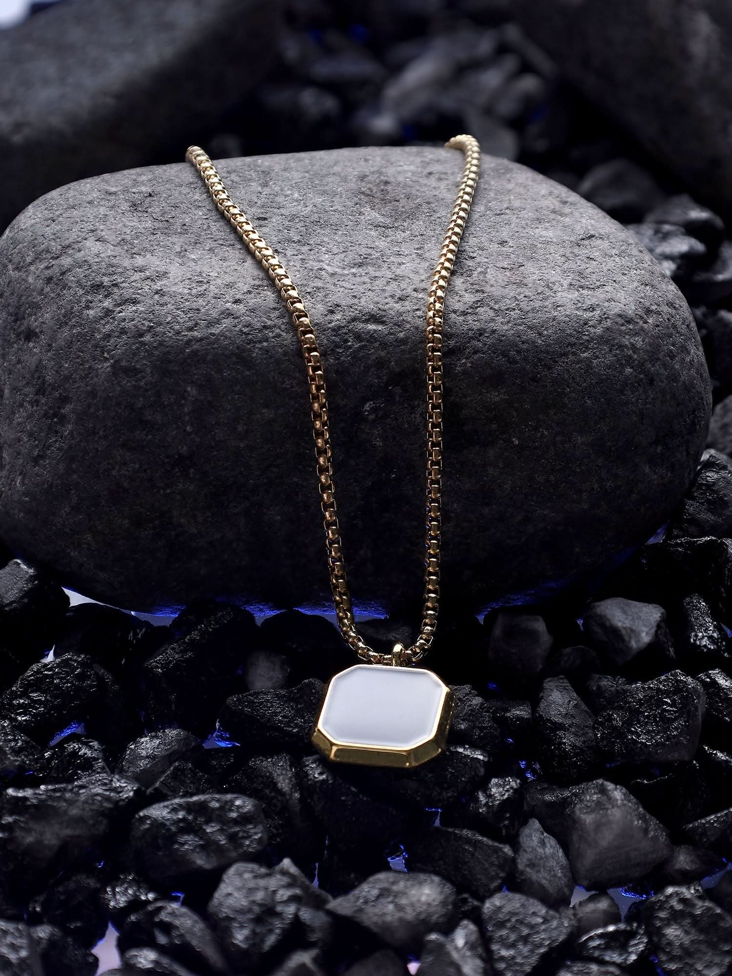 Cuban Box Chain Enamel Square Pendant (Gold)