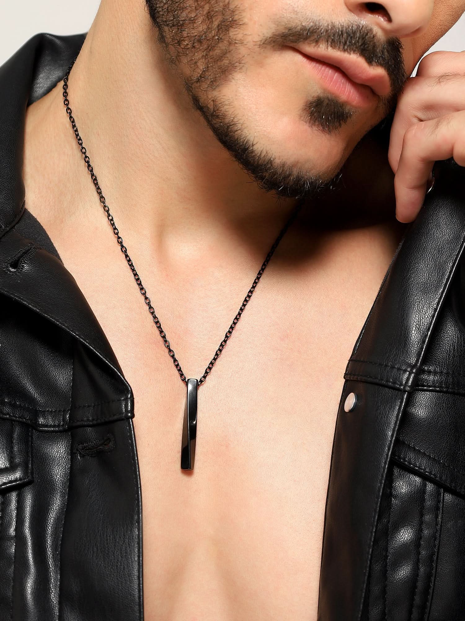 Twisted Long Vertical Bar Pendant (Black)