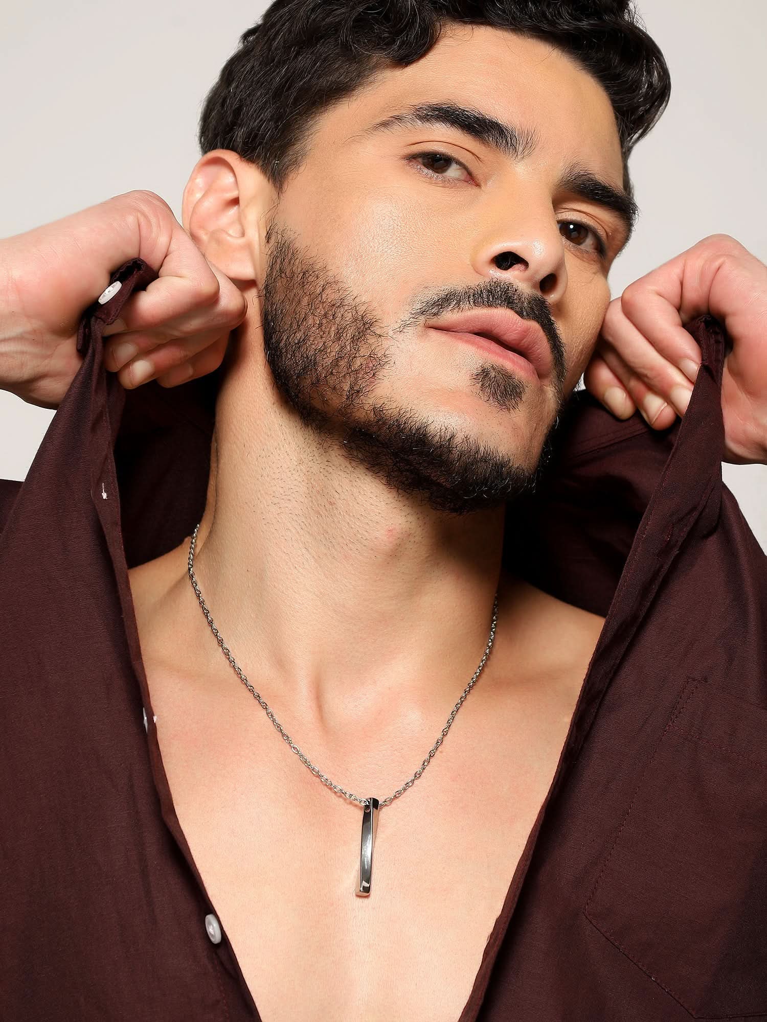 Twisted Long Vertical Bar Pendant (Silver)