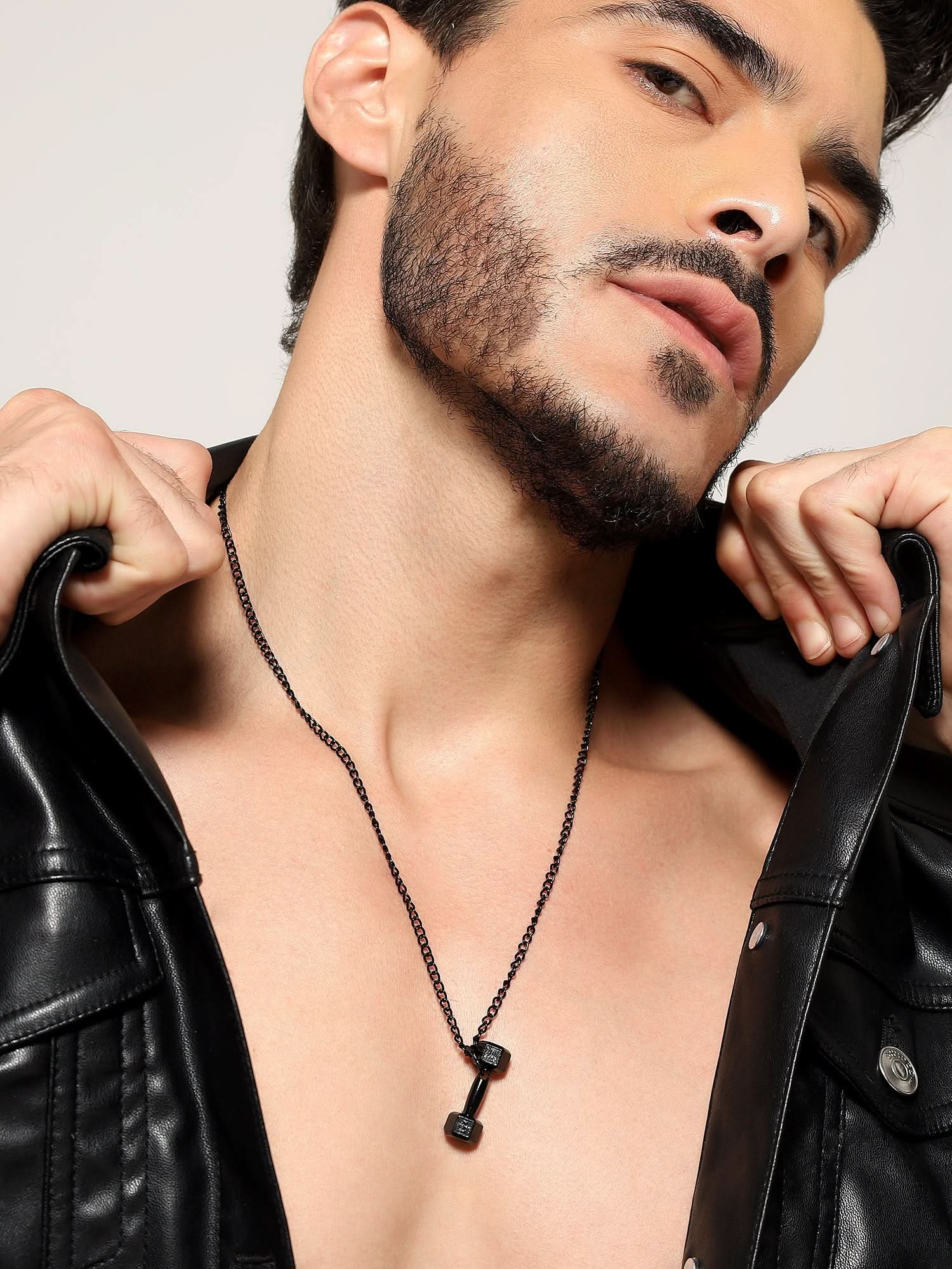 Dumbell Pendant (Black)