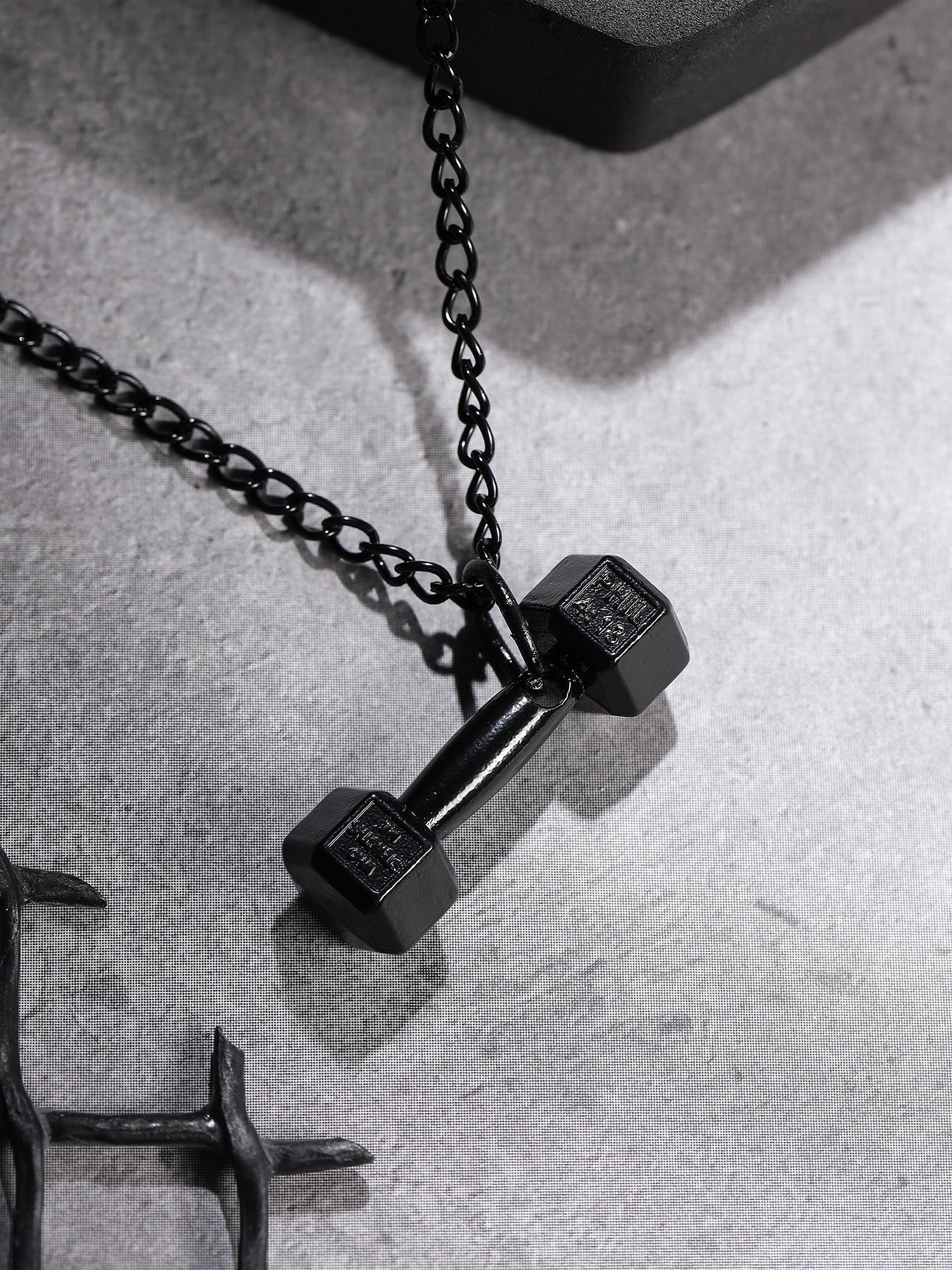 Dumbell Pendant (Black)