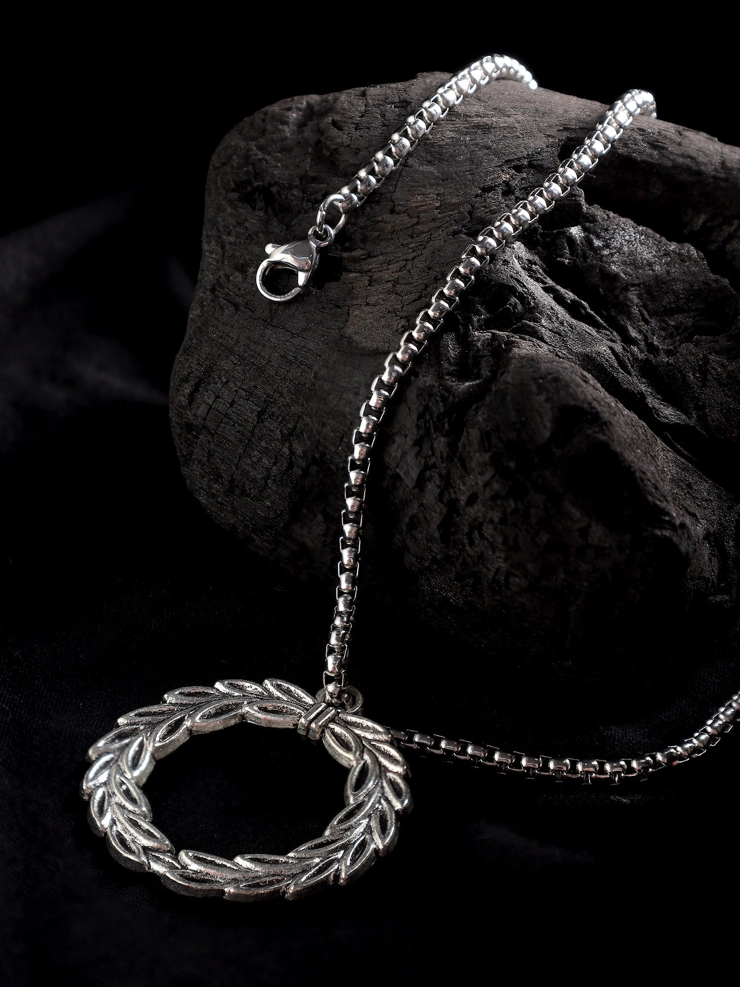 Peace Olive Pendant (Silver)