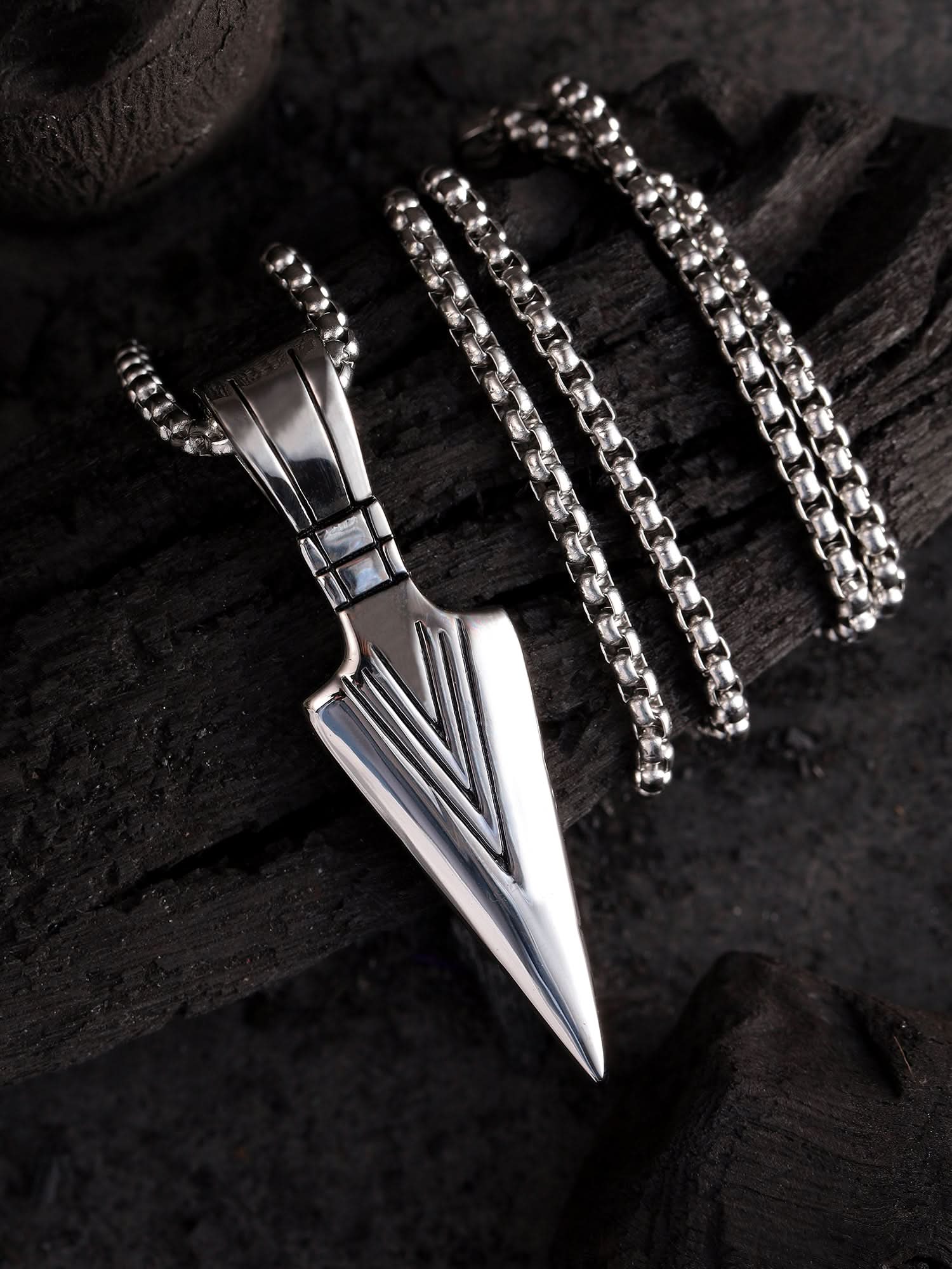 Punk Arrow Pendant (Silver)