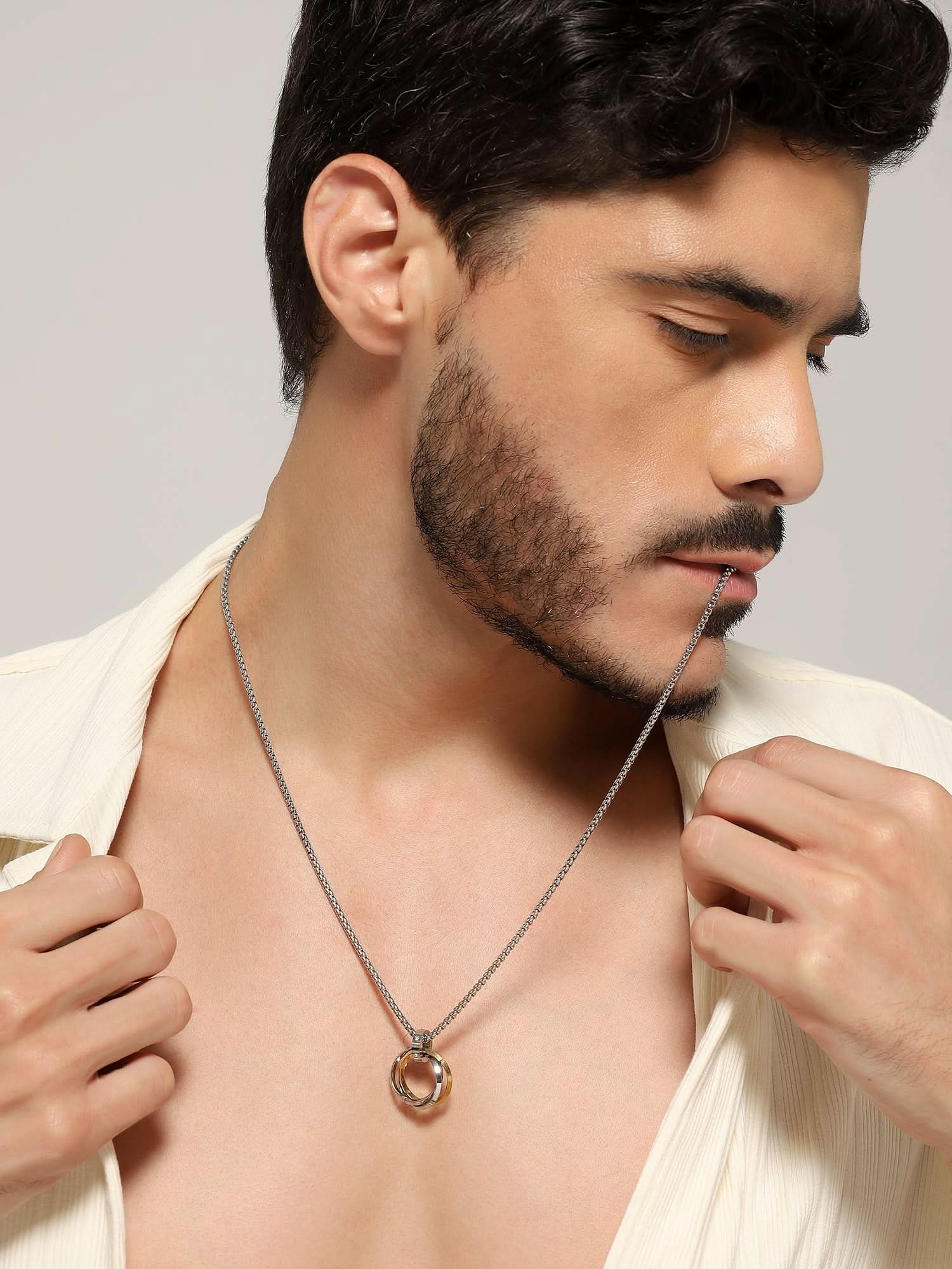 Three Rings Round Circle Pendant (Gold)