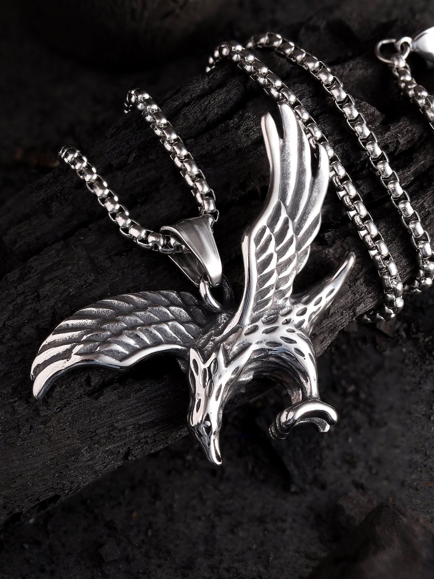 Eagle Spreading Wings Pendant (Silver)