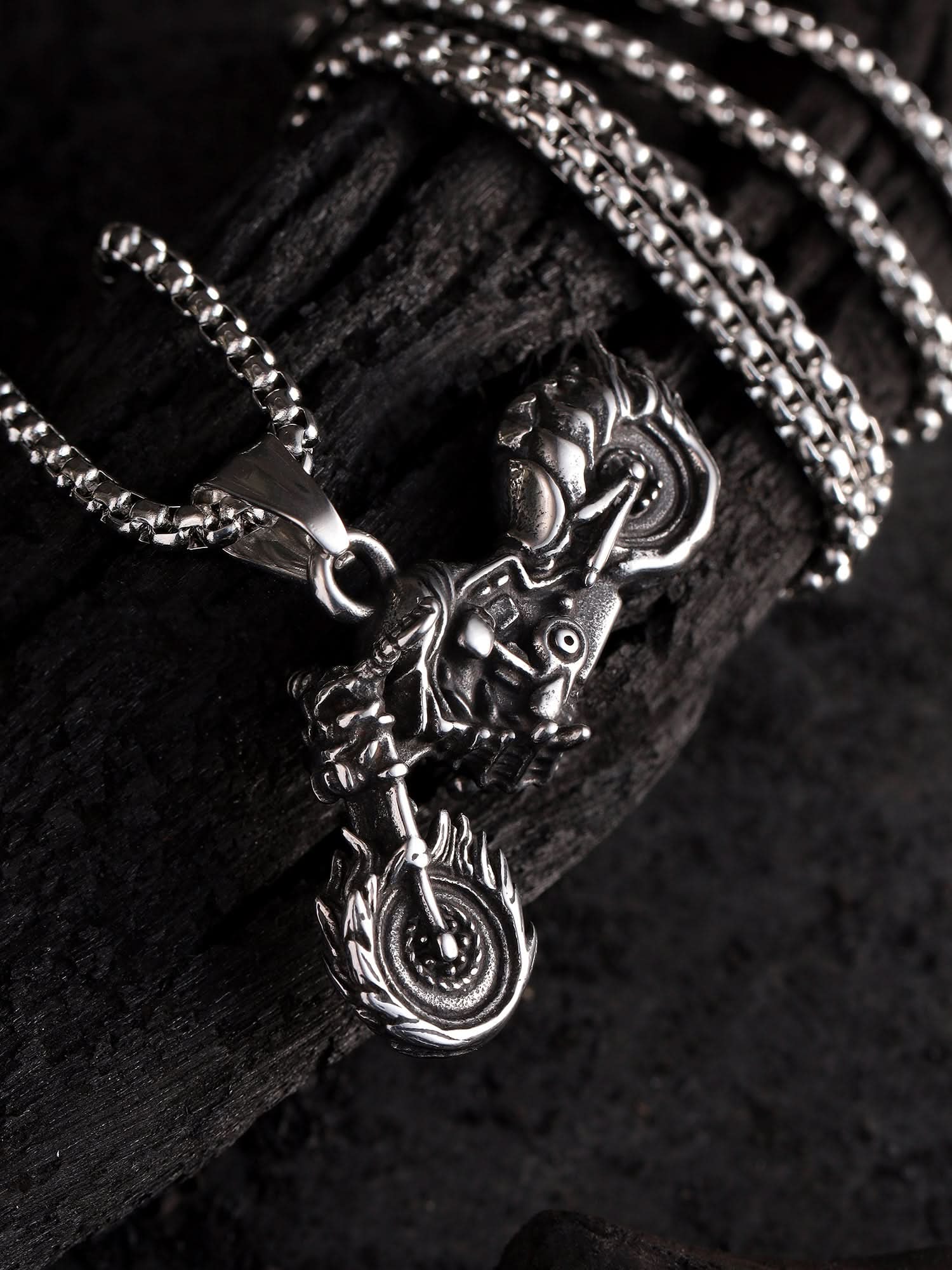 Bike Pendant (Silver)