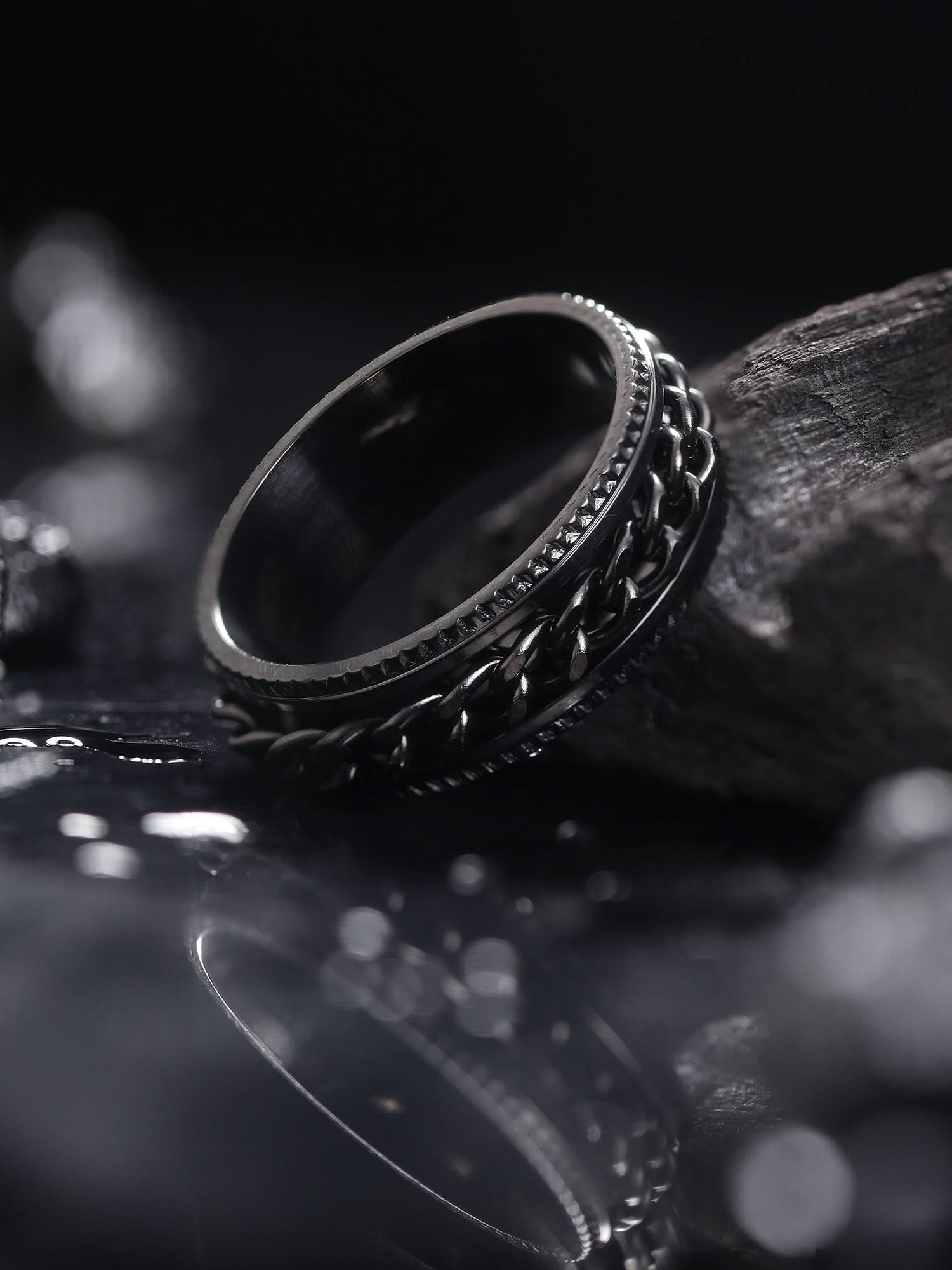 Open Bottle Spinner Ring (Black)