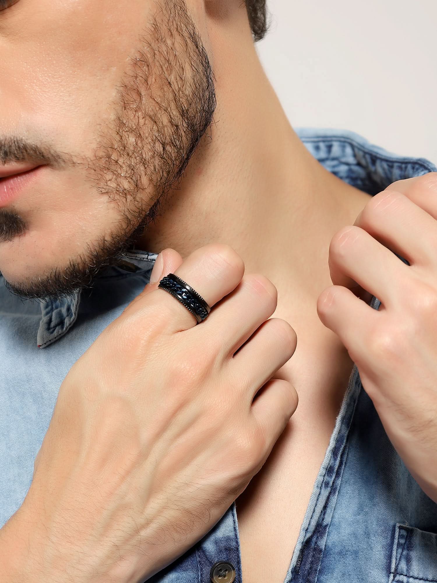 Open Bottle Spinner Ring (Blue Black)