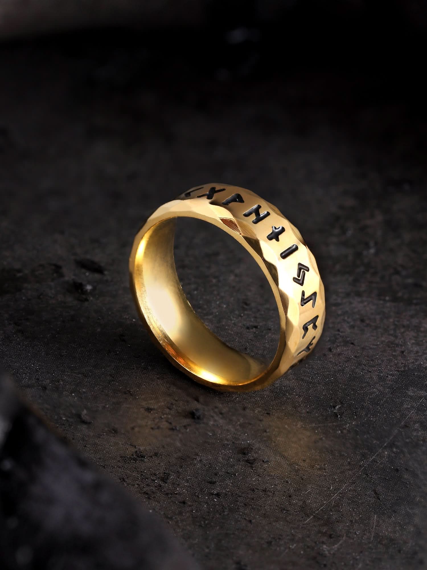Ancient Retro Ring (Gold)