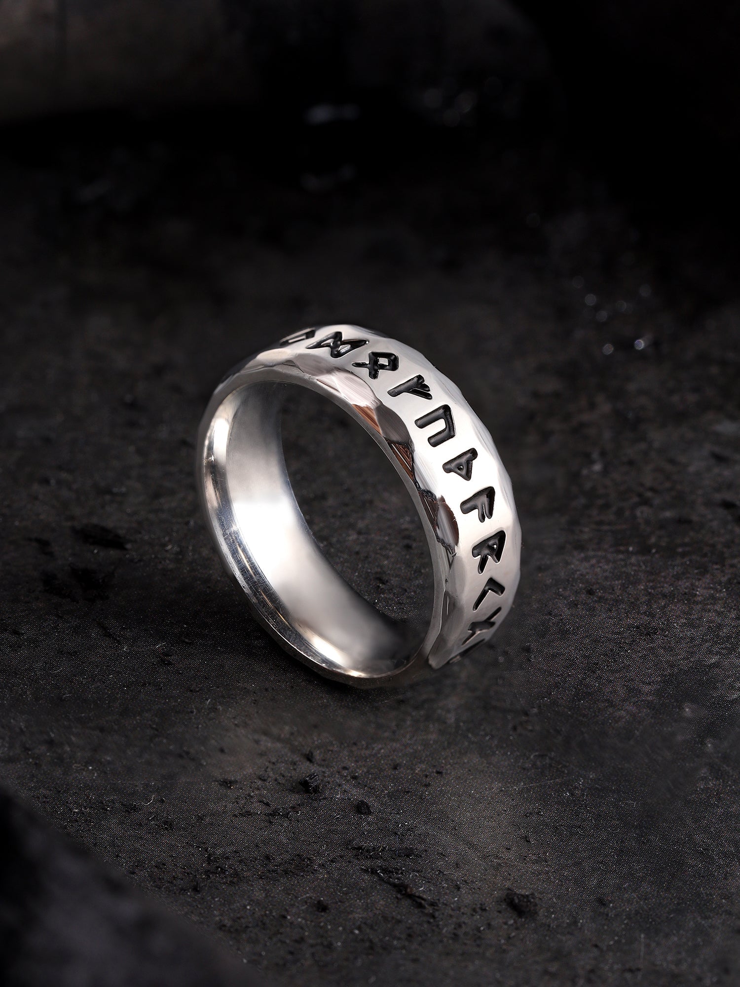 Ancient Retro Ring (Silver)