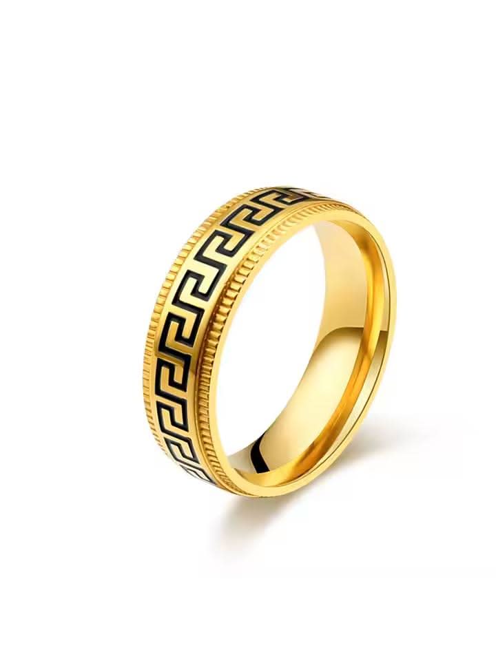 Pattern Ring in gold on white background — men's gold ring