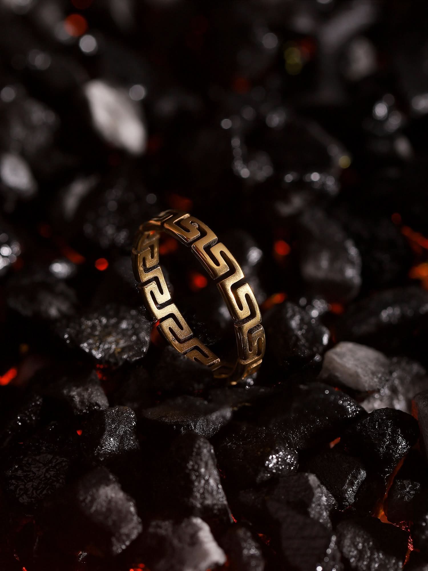 Cutting Designer Ring (Gold)