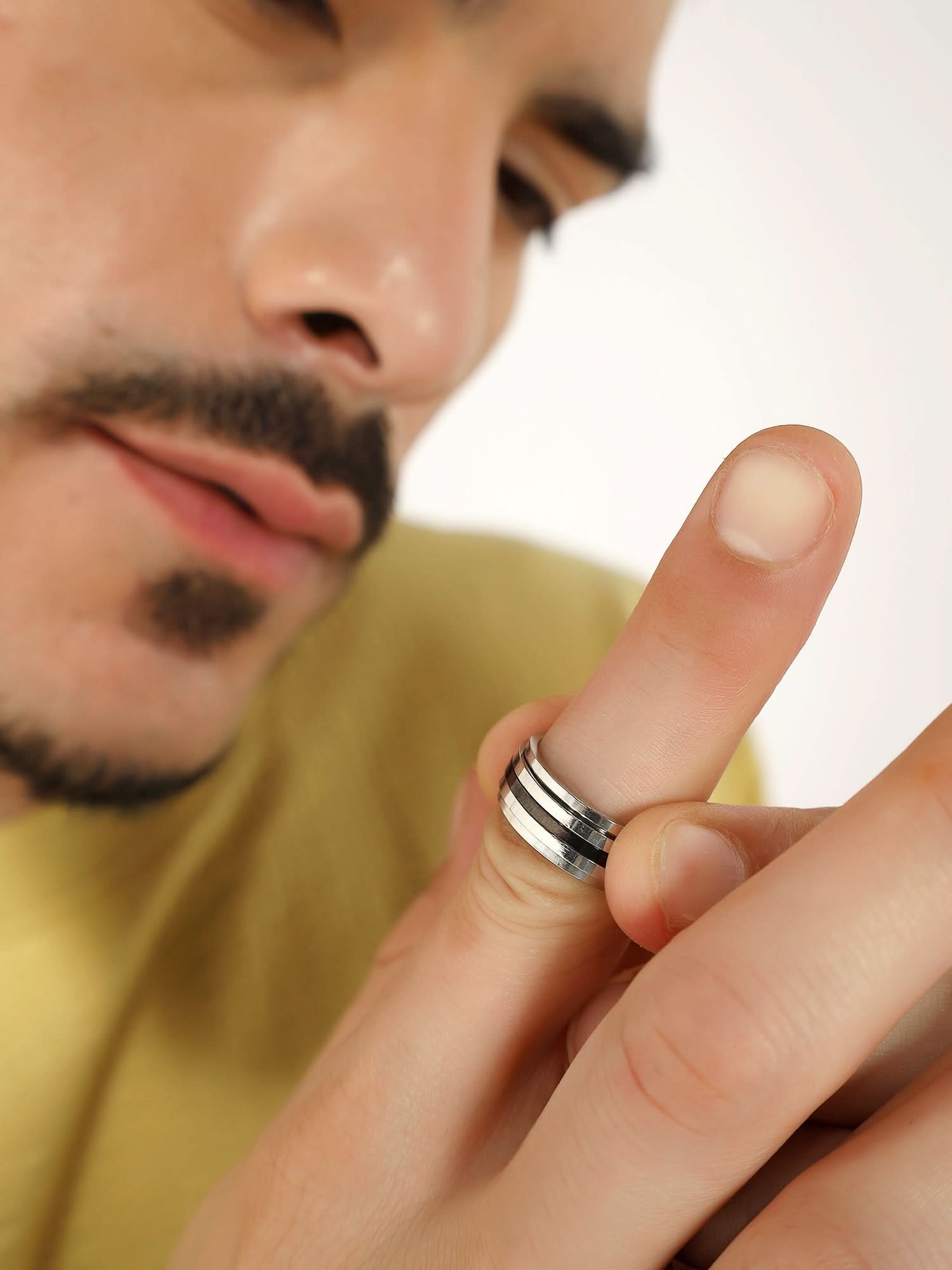 Regal Crest Signet Ring (Silver)