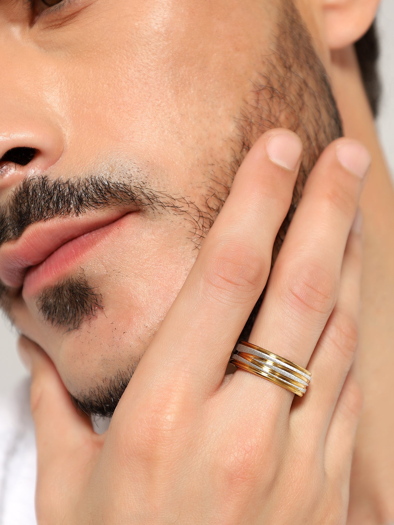 Crossover Line Ring (Gold)