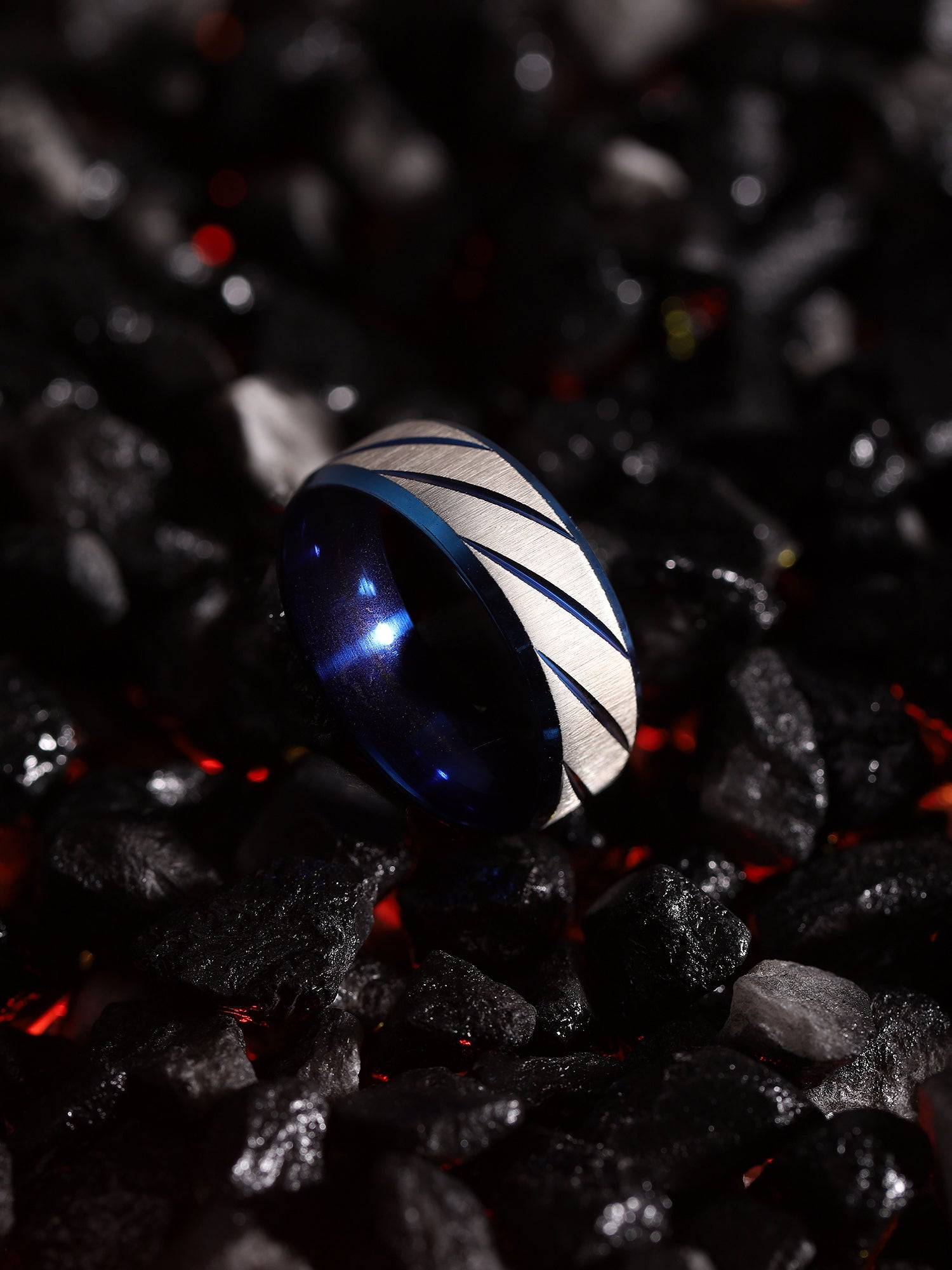 Frosted Wave Carved Knuckle Ring (Blue)