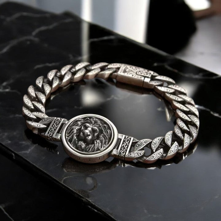 Rotating Forest King Bracelet