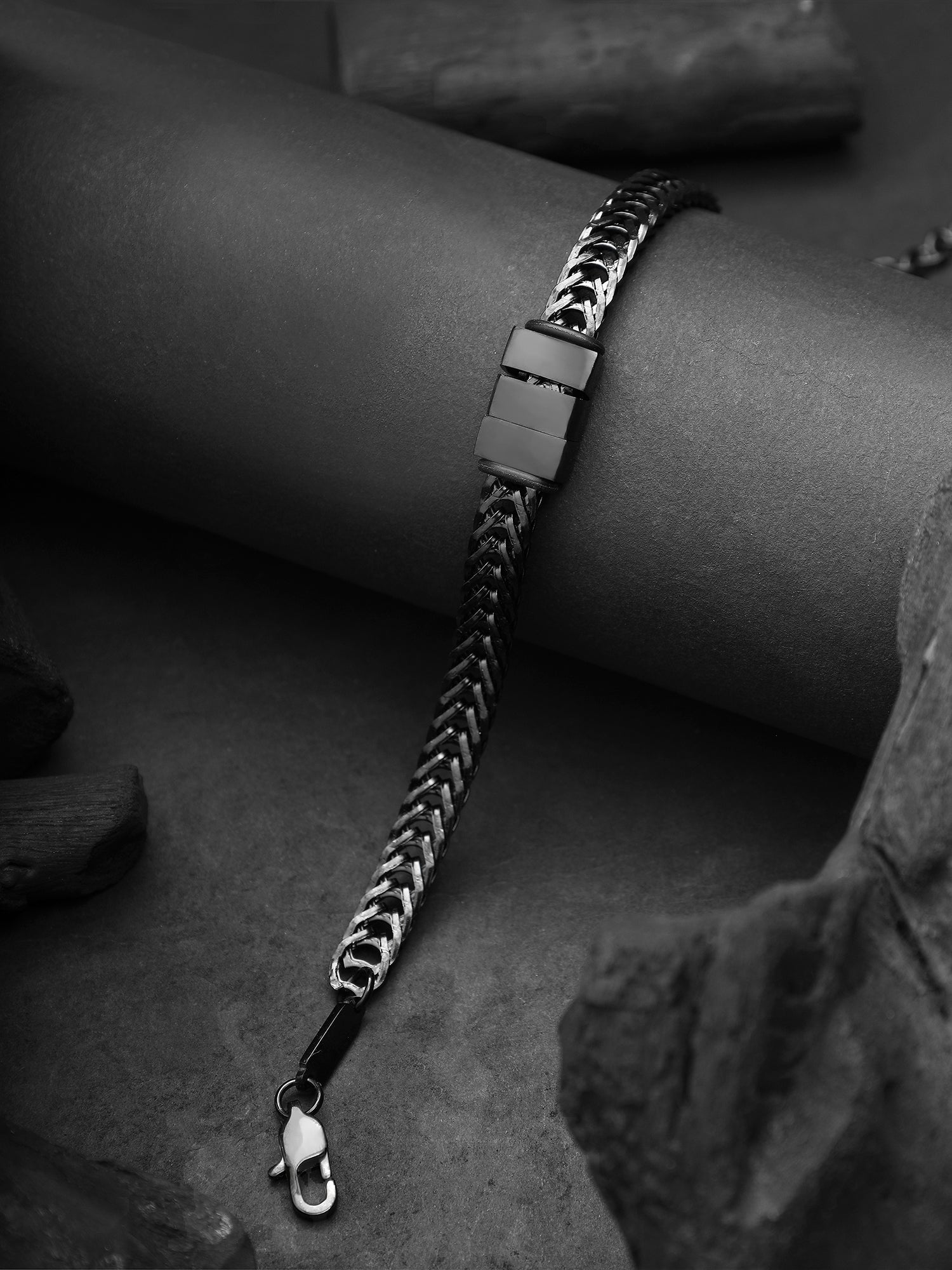 Retro Foxtail Bracelet (Black)