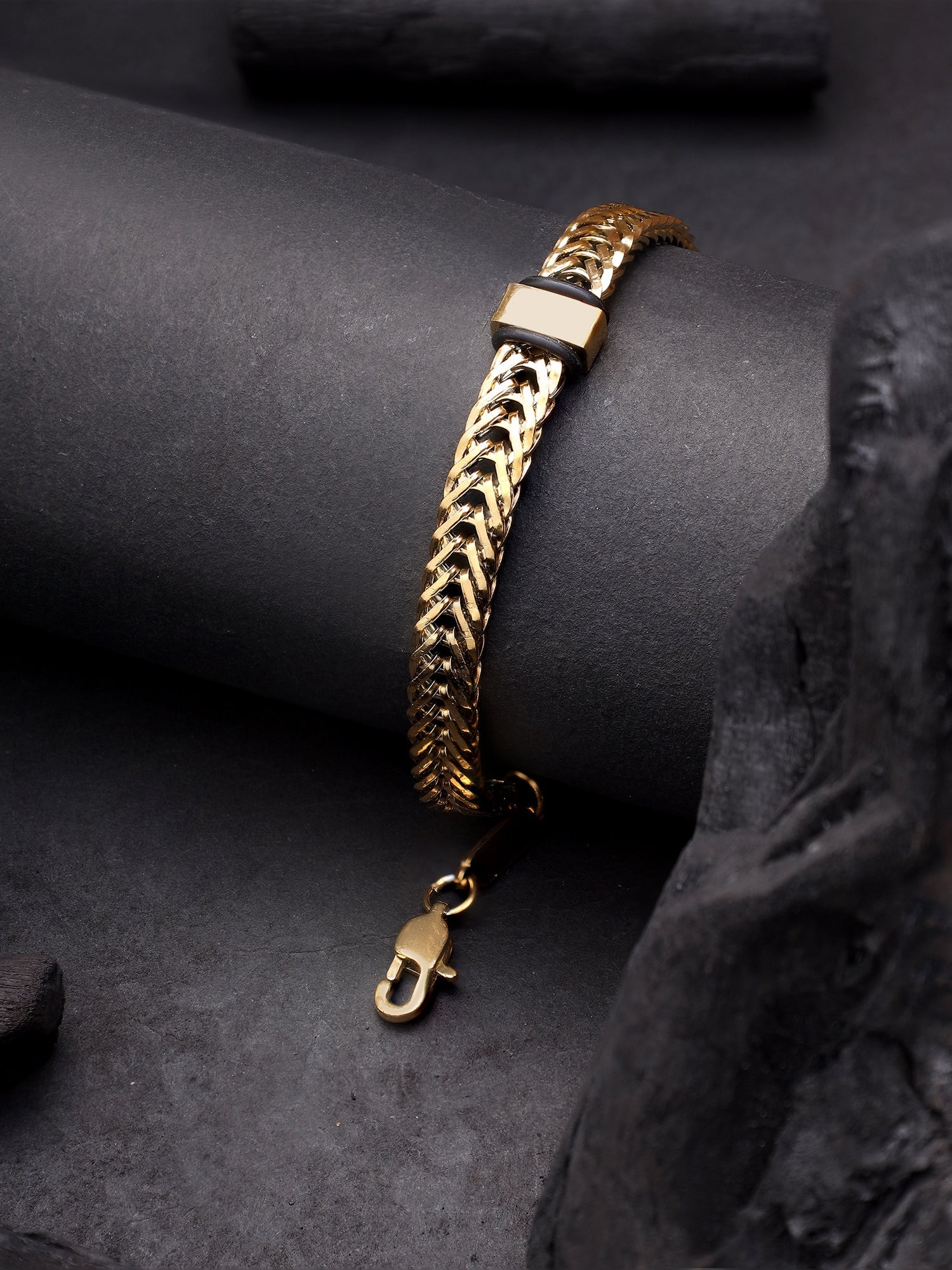 Retro Foxtail Bracelet (Gold)