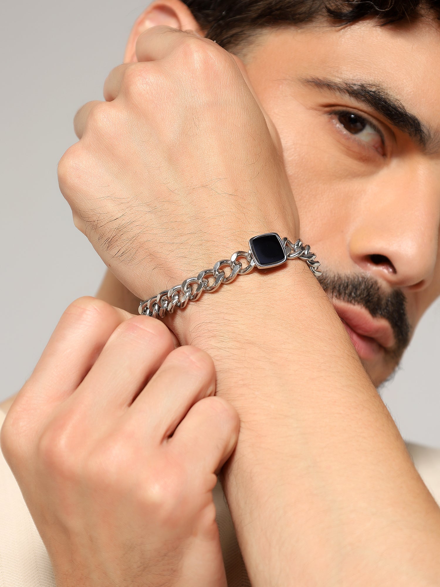 American Style Versatile Black Square Chain Bracelet (Silver)