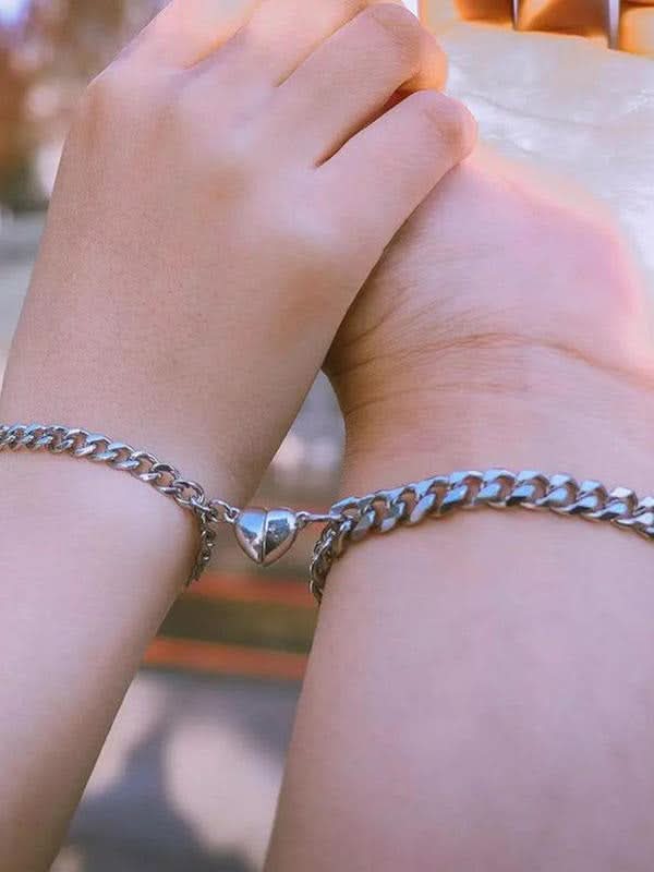 Magnetic Heart Bracelet Set