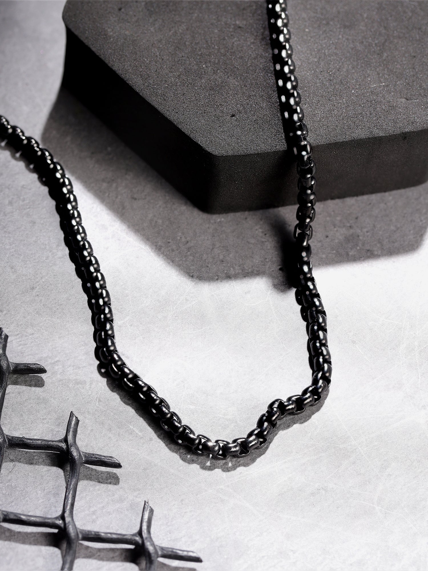 Square Rolo Chain (Black)