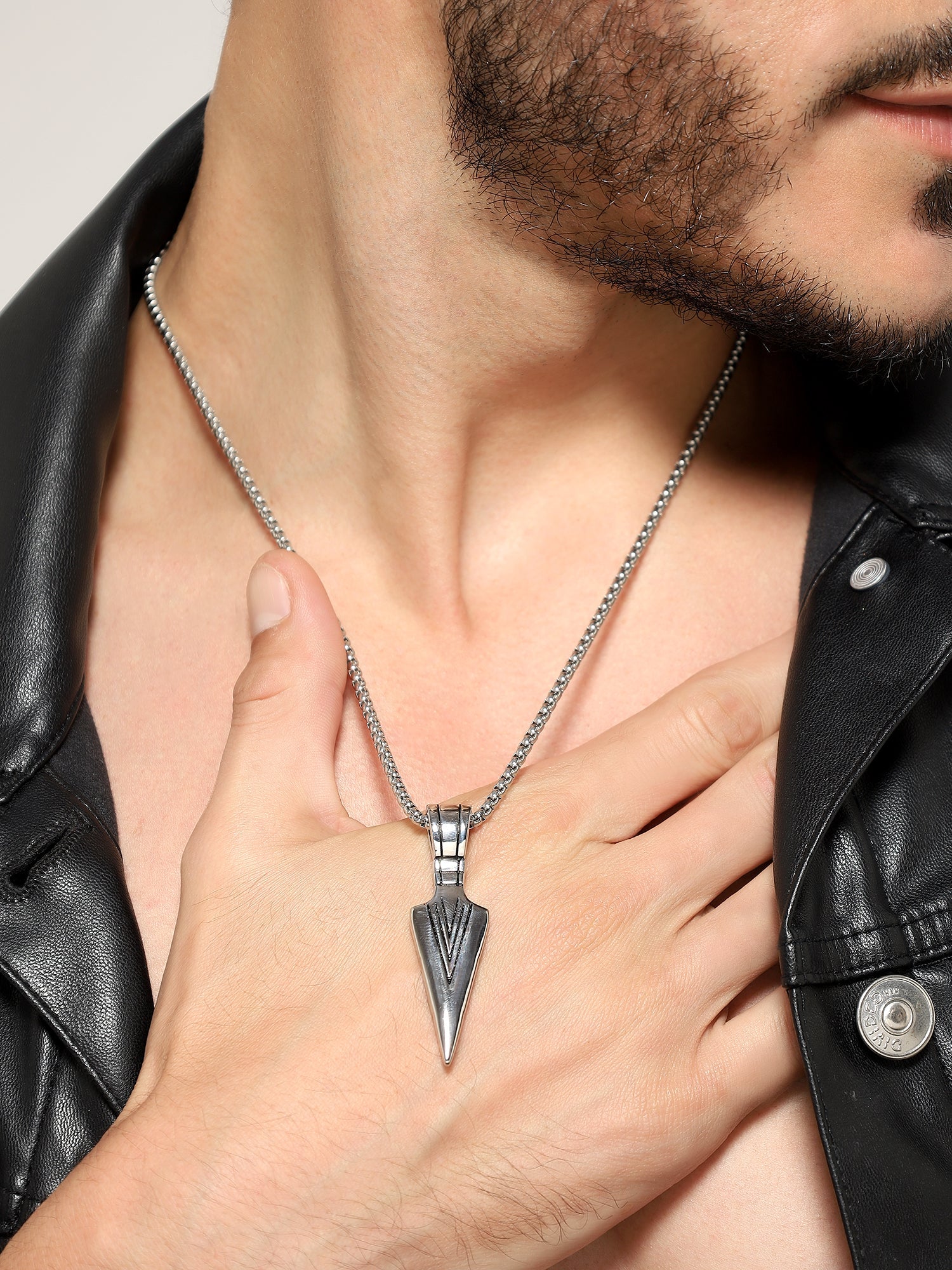 Punk Arrow Pendant (Silver)