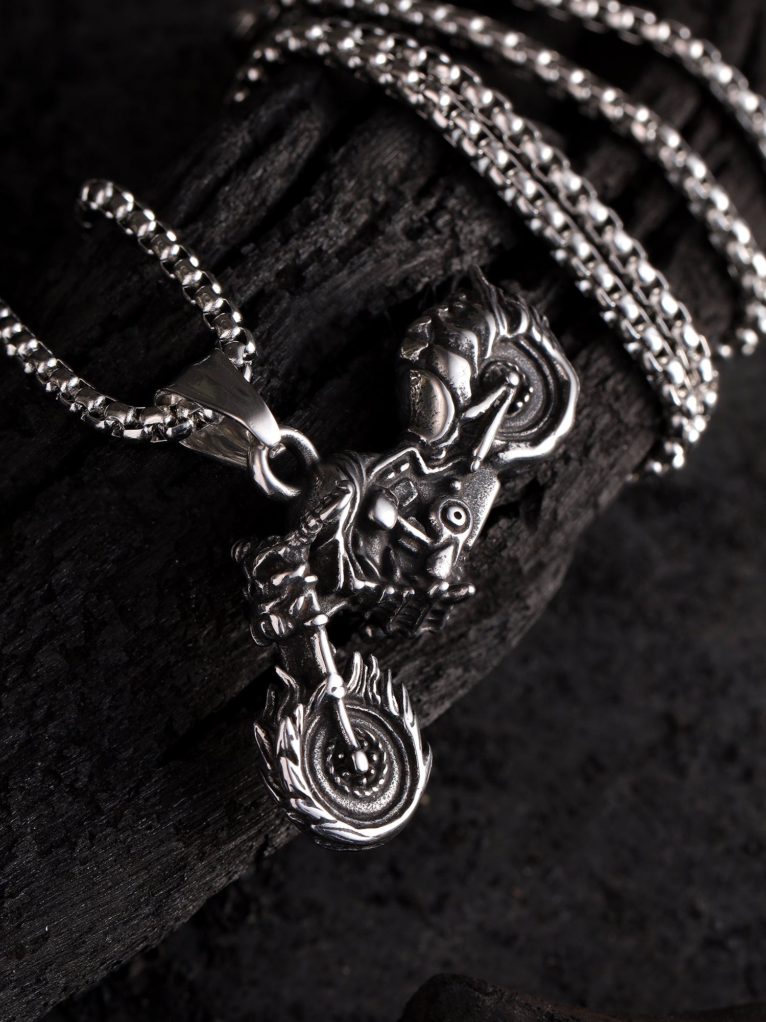 Bike Pendant (Silver)