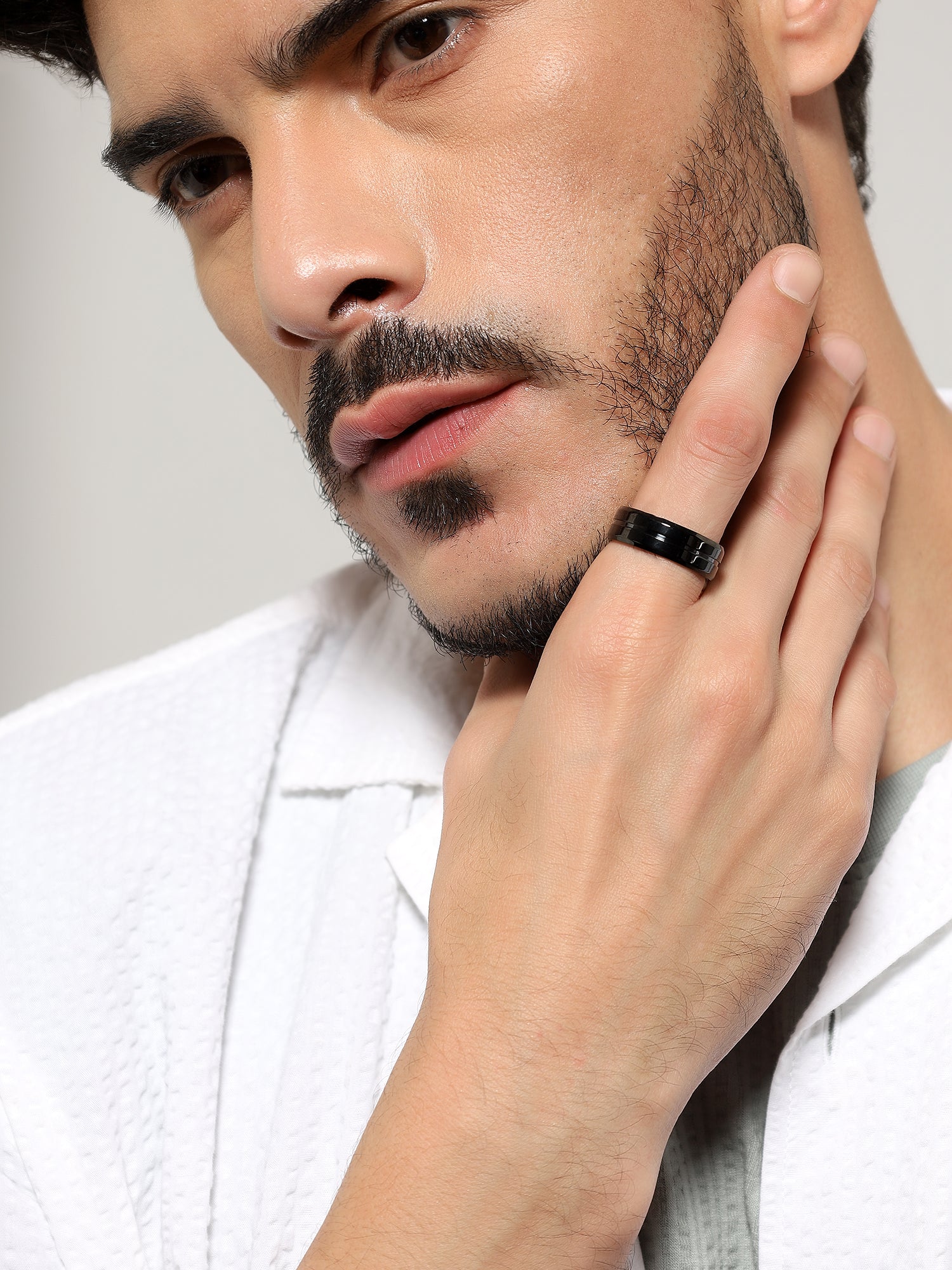 Single Slot Ring (Black)