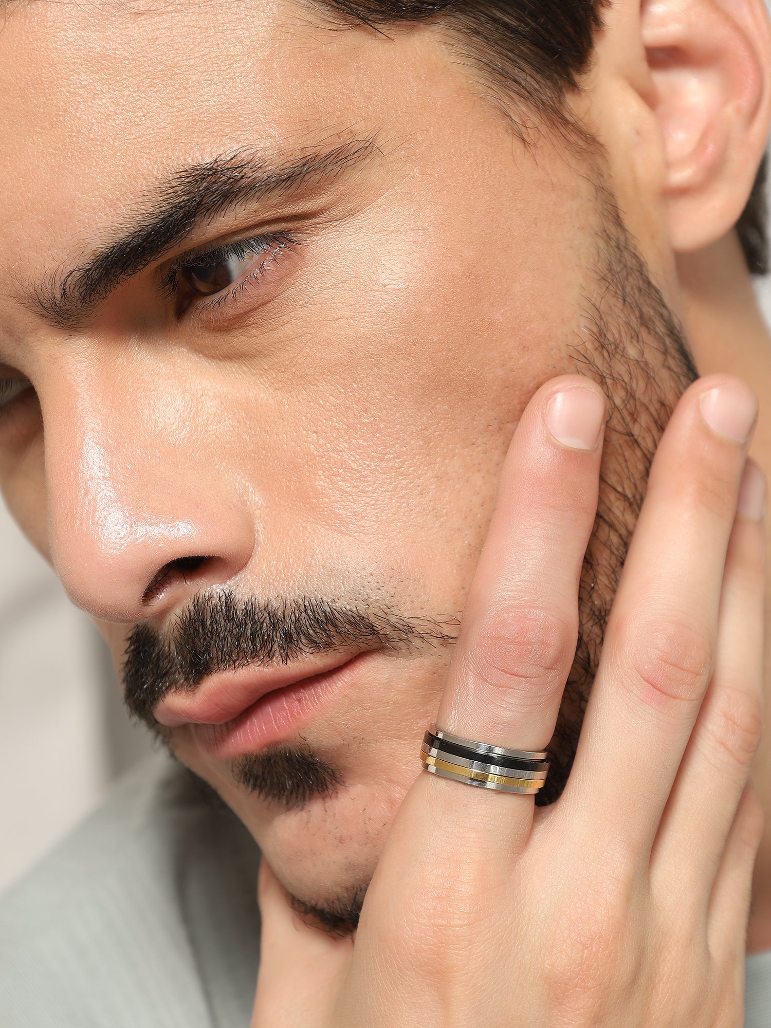 Regal Crest Signet Ring (Gold)